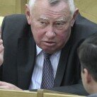 Миллиардером меньше — сенатор Николай Ольшанский покидает Со...